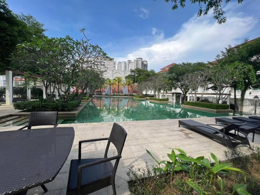 Perfect Marina Stay@ Strait Quay /W Big Balcony + Carpark Bagan Jermal Exterior photo